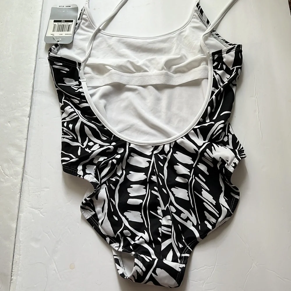 Nike here polyester
